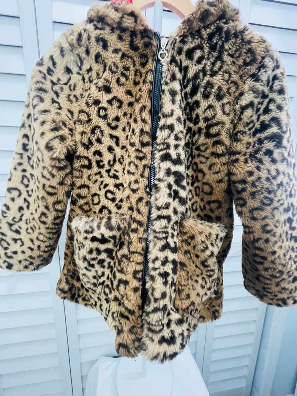 Urban Republic Girls' plush Faux Fur Leopard Hooded Coat Size 10/12 -